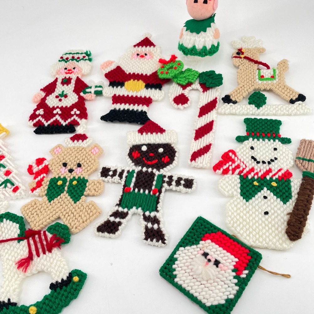 Handmade Needlepoint Plastic Canvas Christmas Ornaments Santa Toys Lot 11 Craft